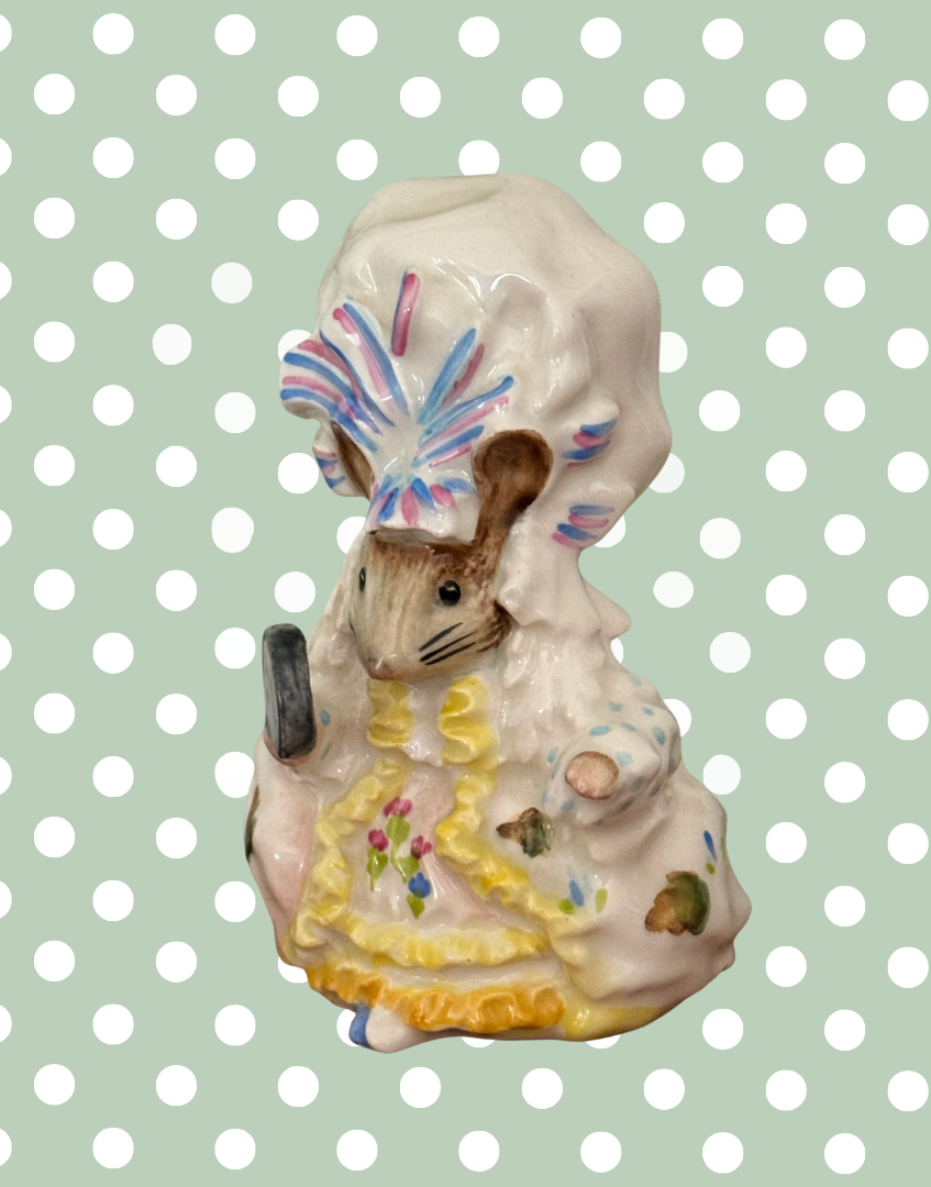 Vintage Beswick Lady Mouse Beatrix Potter figurine with BP-2a Gold Oval backstamp modelled by Arthur Gredington
