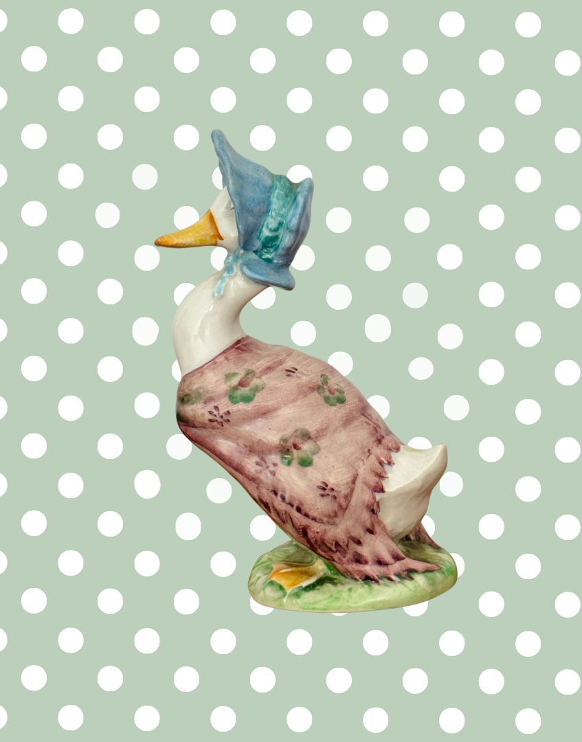 Vintage Beswick Beatrix Potter Jemima Puddle Duck viewed from the right side