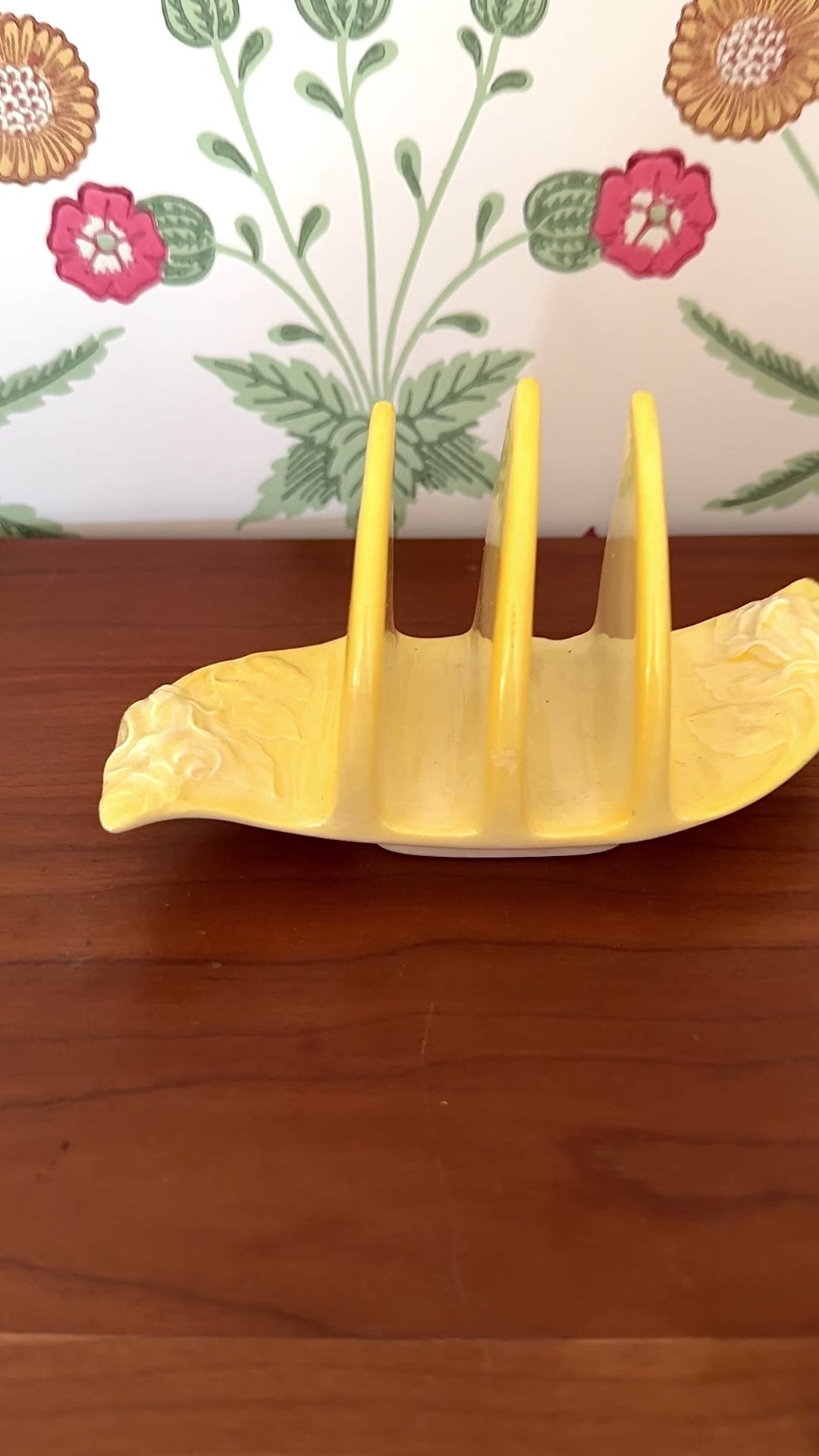 Pretty Primrose Yellow Vintage Royal Winton Ceramic Toast Rack | British Kitchenalia & Collectable