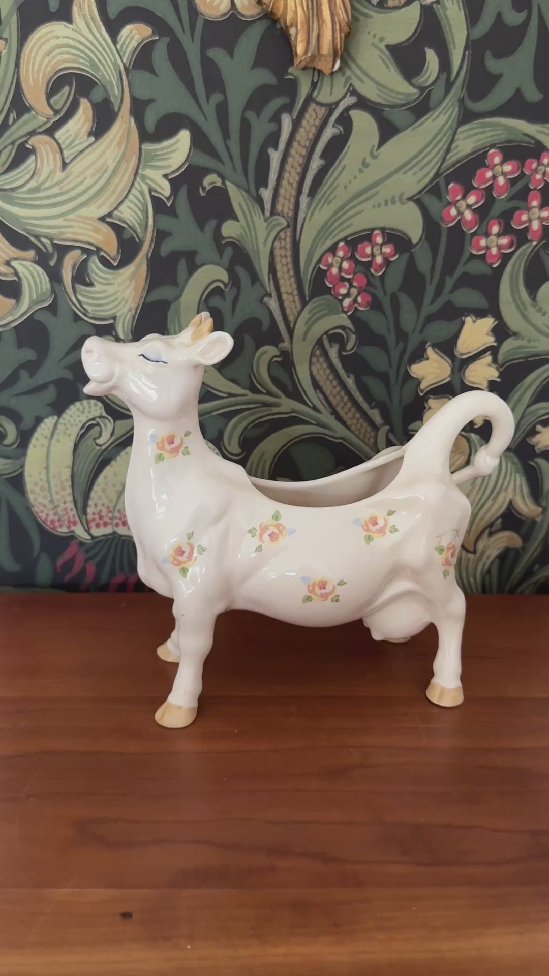 Beswick ‘Daisy the Cow’ Floral Cow Creamer Figurine | 1980s Vintage English Pottery Collectable