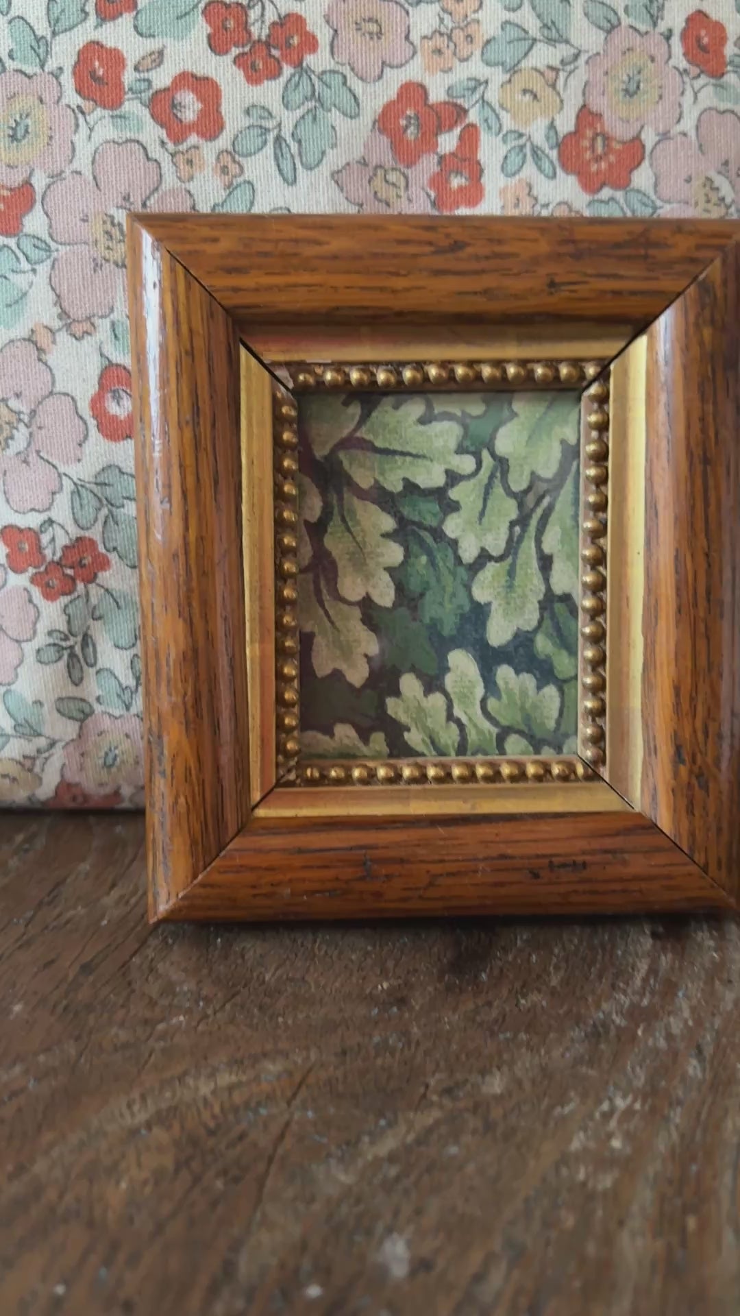 The Brook (Oak Leaf Detail) | William Morris Miniature Vintage Wall Art | Framed Linen Wallpaper Sample