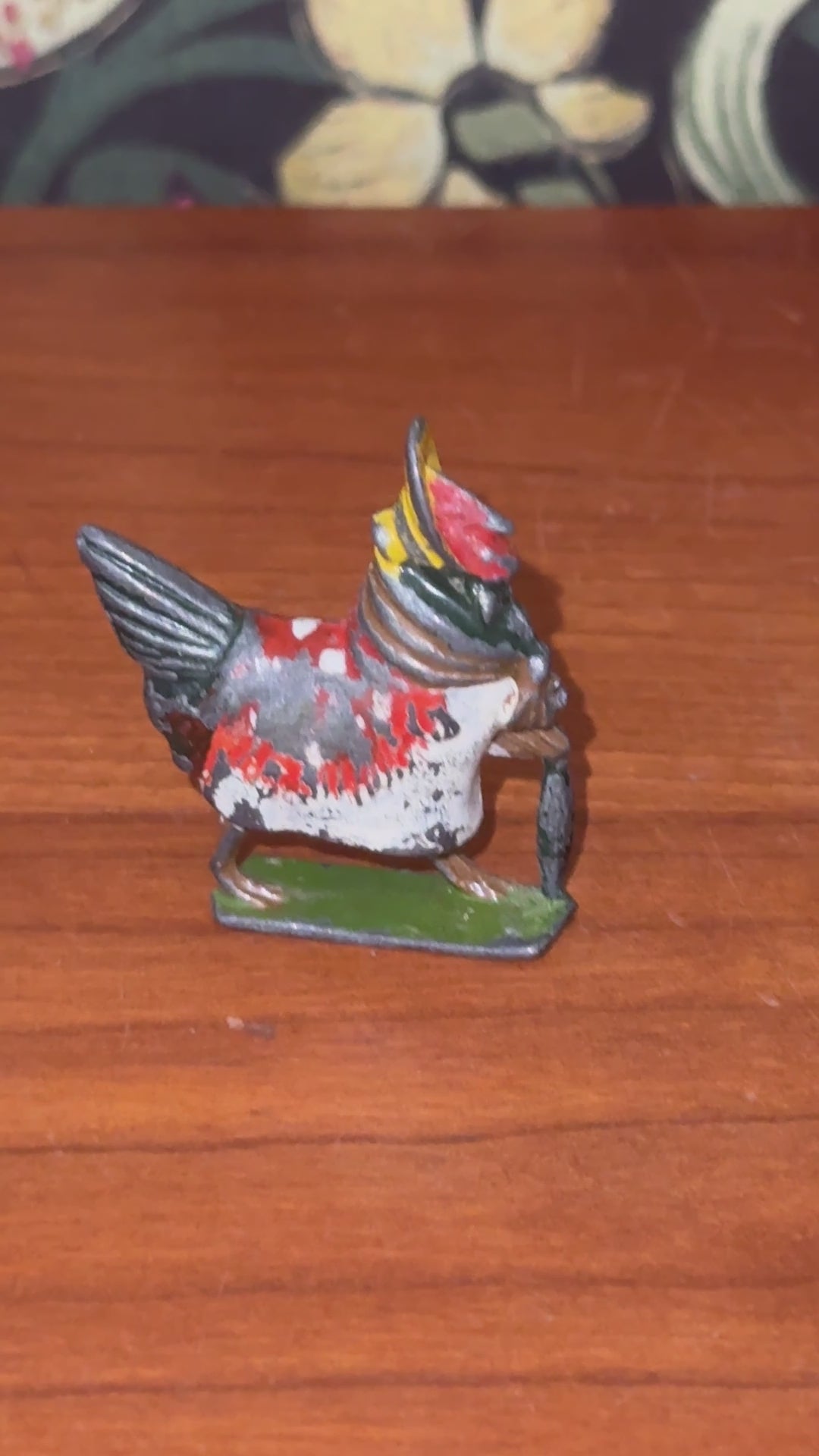 Henrietta ‘Fussy Feathers’ Britains Ltd Collectable | 1930s Cadbury Coco Cubs Lead Bird Toy