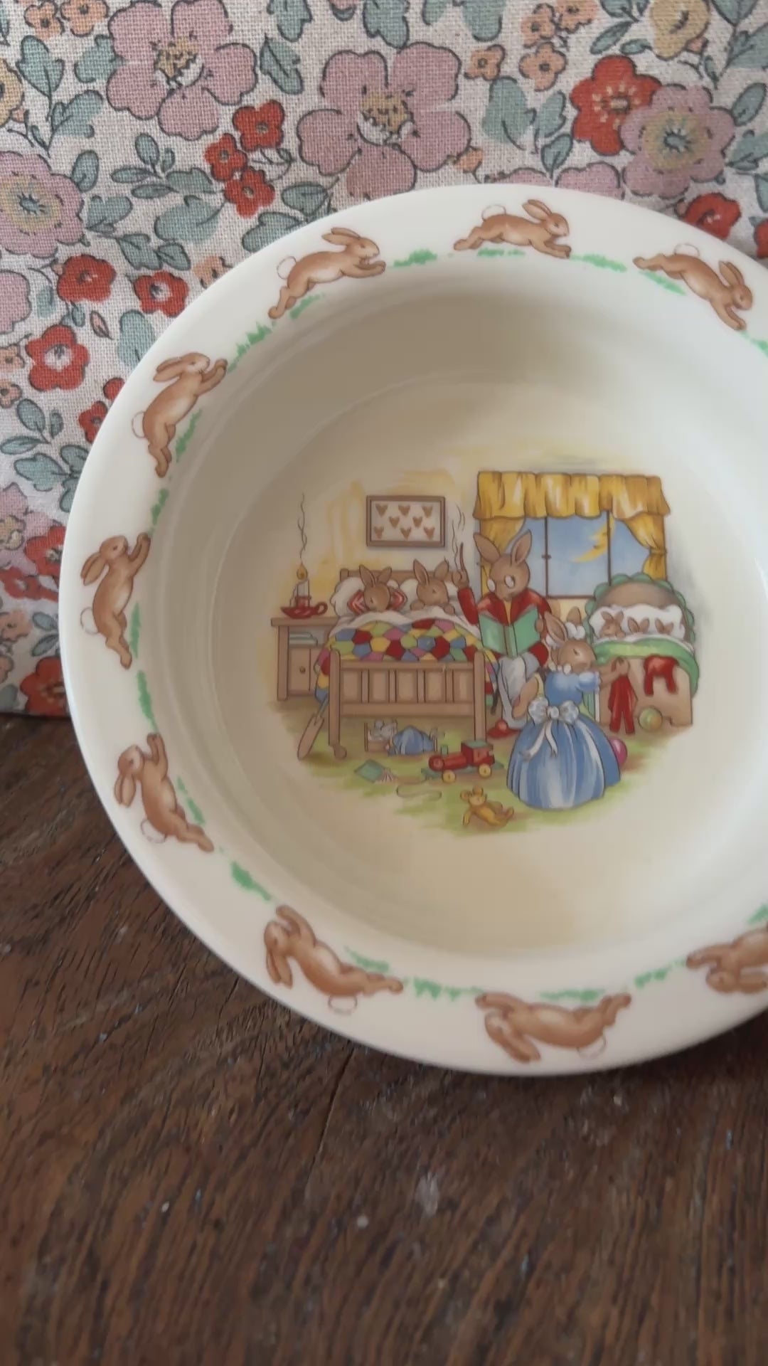 Royal Doulton 'Bunnykins' Collectable Nursery Bowl - Adorable 1934 Beatrix Potter Tableware With 'Bedtime' Bunnies