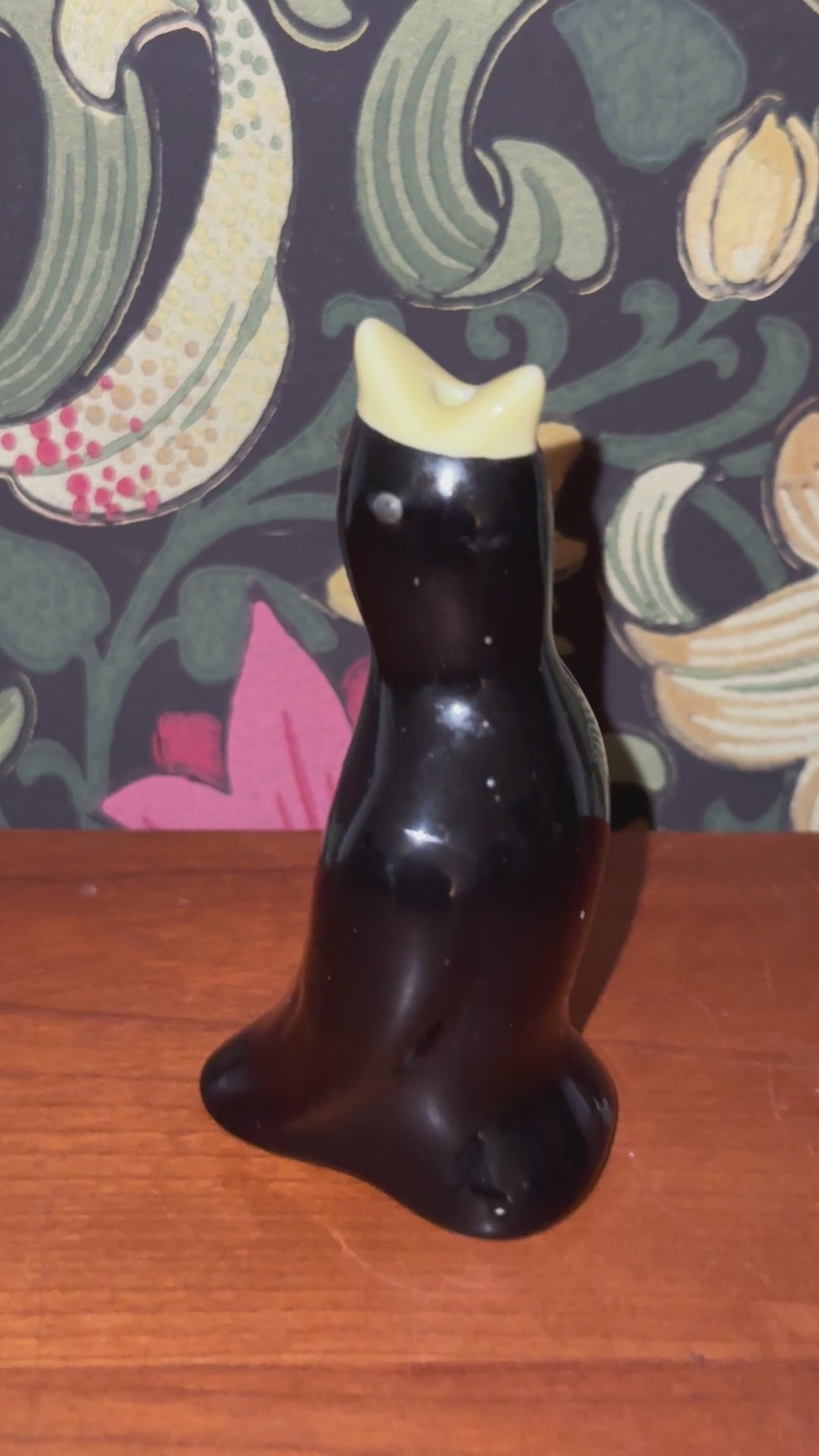 Vintage Black Pie Bird with Yellow Beak | Traditional British Kitchen Collectable