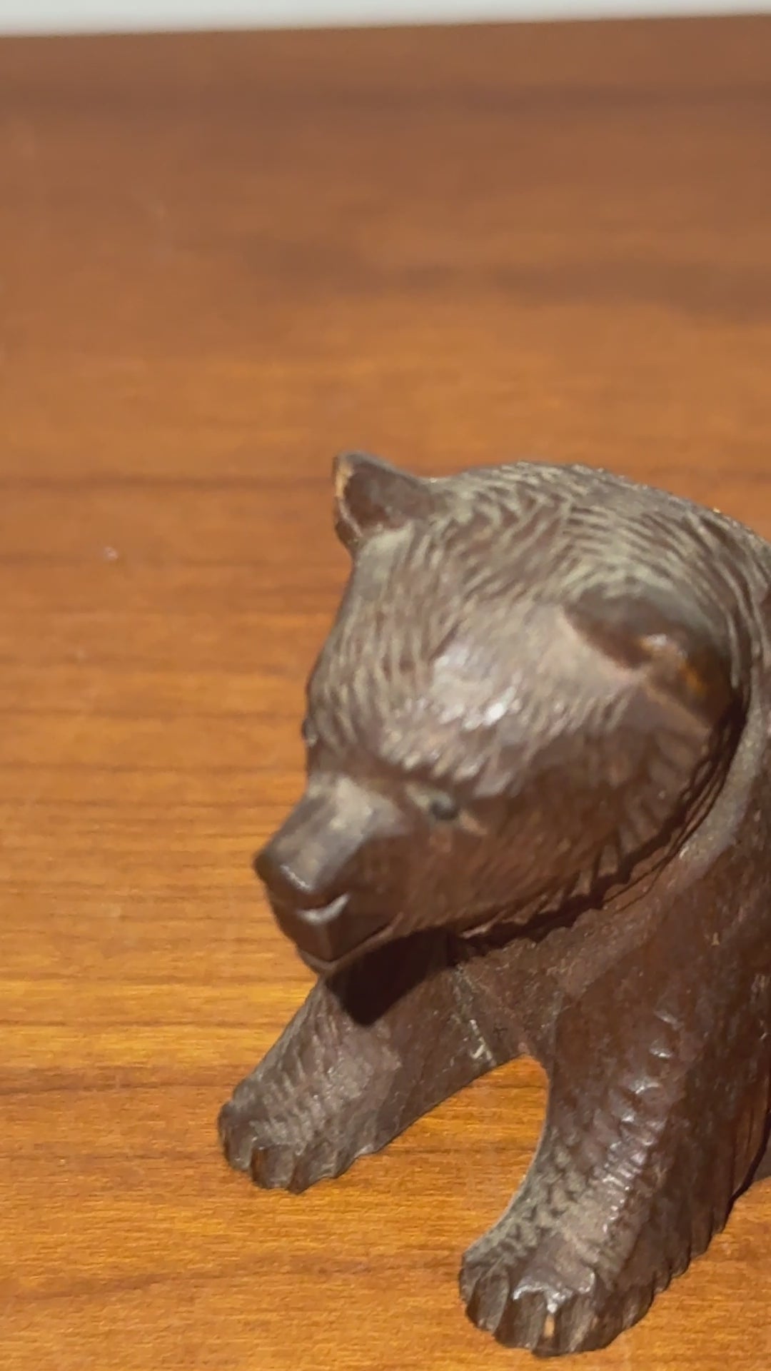 1930s hand carved wooden bear dark finish decorative animal figurine