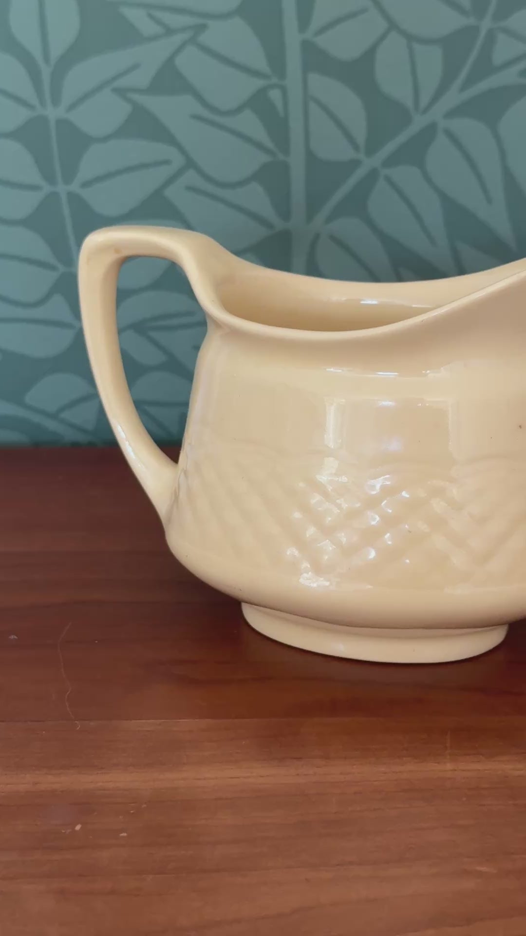 Vintage Primrose Yellow J&G Meakin Sunflower' Milk Jug | 1940s Ceramic Kitchenware Collectable