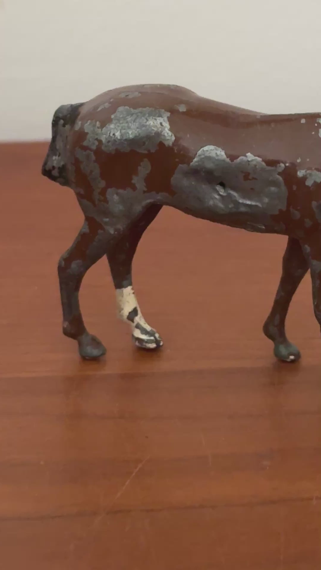 Elegant Medium Grazing Brown Horse | Britains Ltd Vintage Lead Farm Animal (1920s)