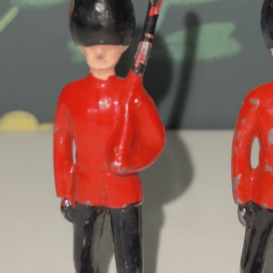 Britains Ltd Grenadier Guards (Pair) | Vintage 1970s Traditional Lead Soldiers Christmas Collectable