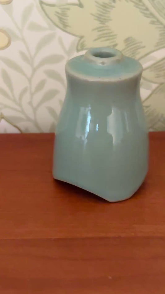 Vintage Denby Manor Green Stoneware Pie Funnel, c.1950s